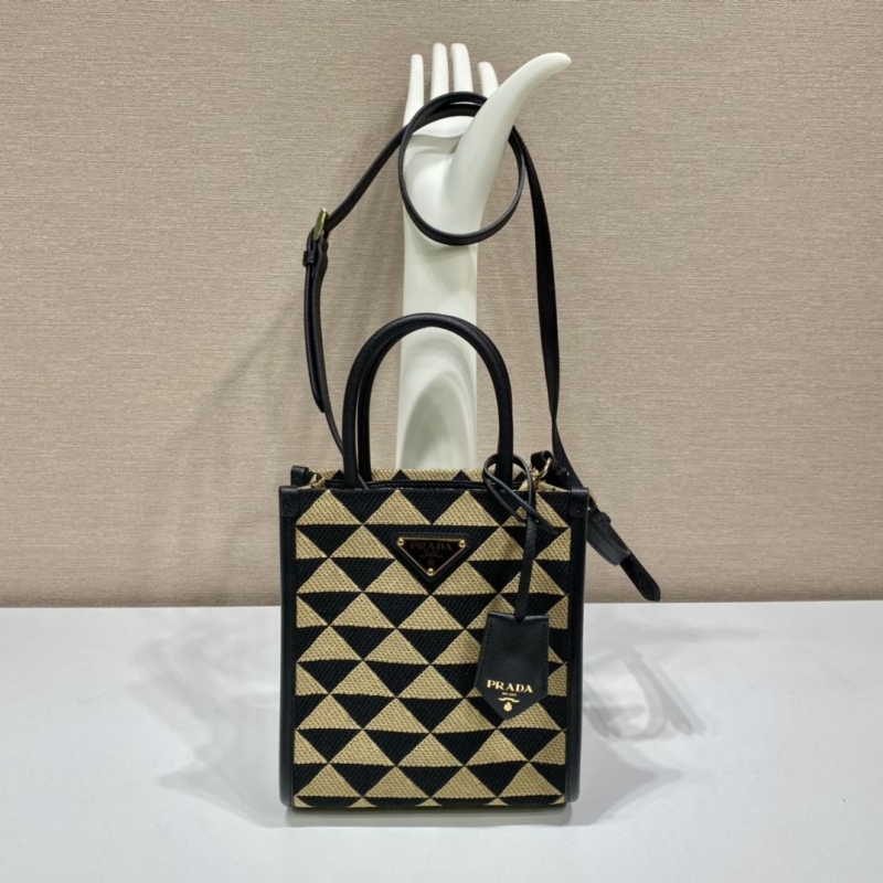 Pra*a tote bags